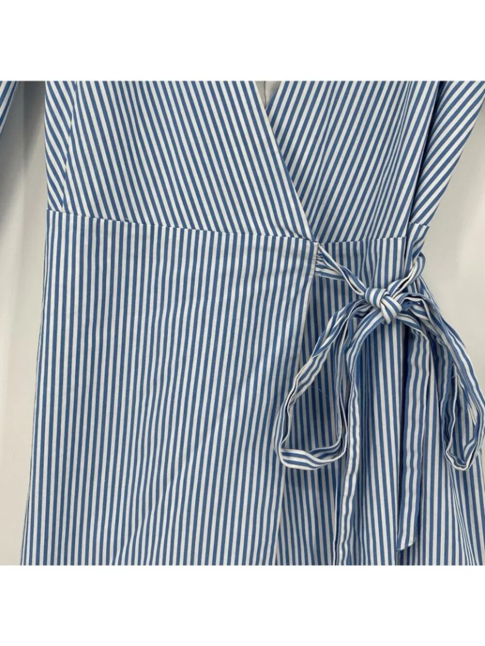 J. Crew Wrap Dress Women’s Size 4 Striped Cotton Poplin Blue White Lined
